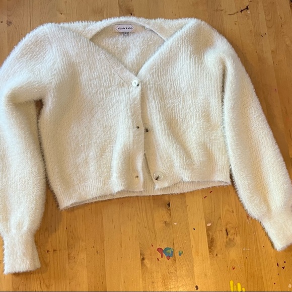 NEVER WORN Sweater & Tank Combo - Picture 2 of 3